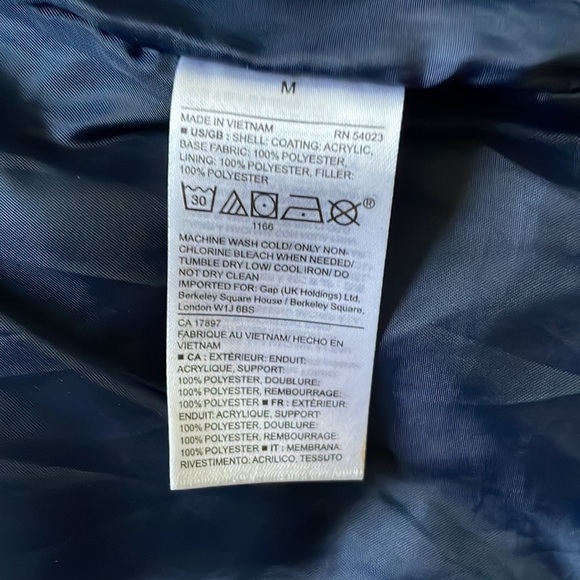 Gap vest - Picture 3 of 3